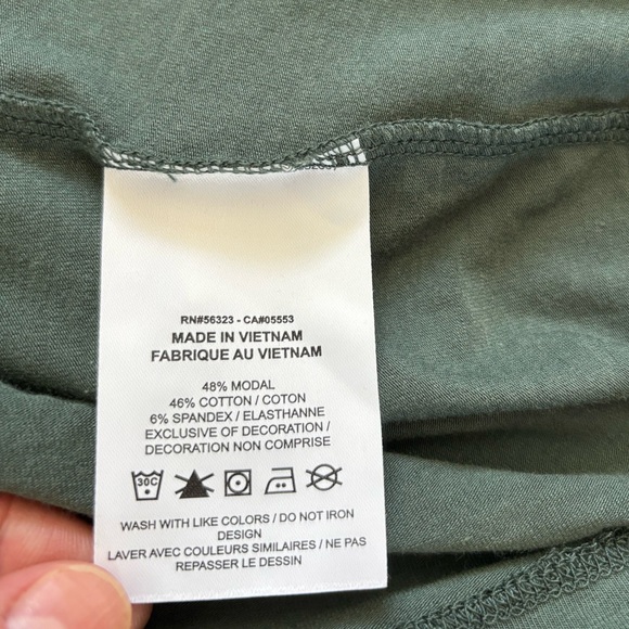 Nike Chill Knit Slim Fit Long Sleeve Cropped Top - Vintage Green - Size M - Picture 8 of 11